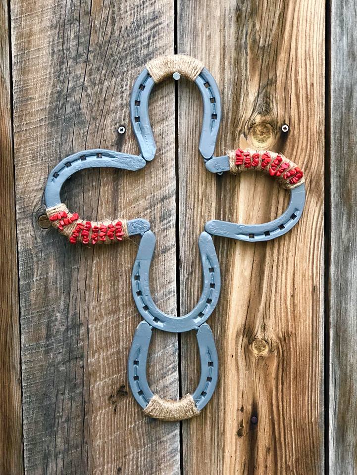 Horse Shoe Crosses: Unique Symbols of Luck and Faith